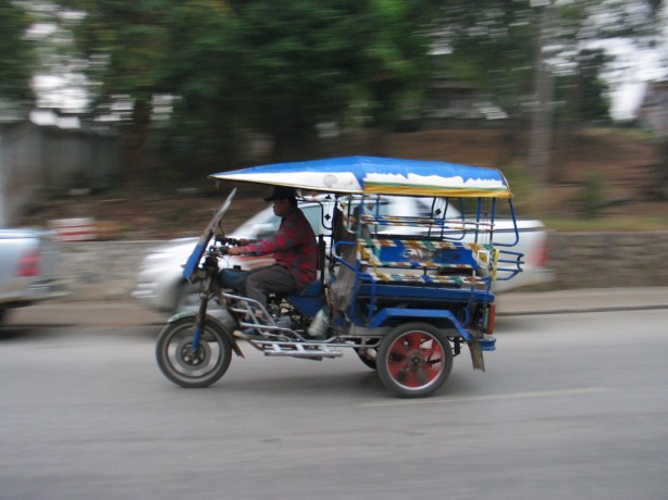 Tuk-tuk
